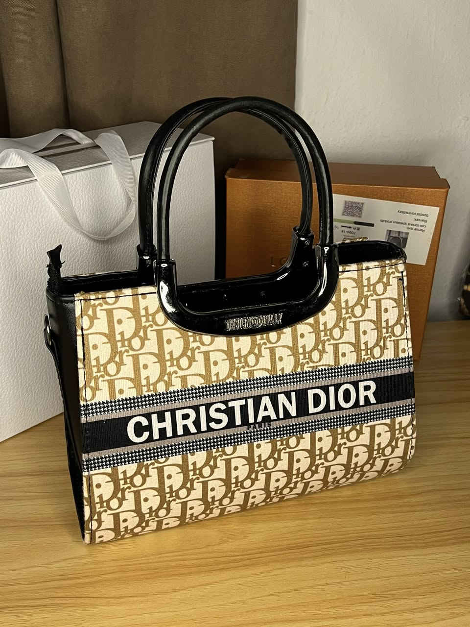 سلام عليكم متوفر عندي جنط ماستر كوالتي وكوالتي عالي اسعار كلش مناسبه


**إذا كنت صاحب هذا الإعلان وتريد حذفه لأي سبب، رجاءا أرسل رسالة إلى الدعم الفني**