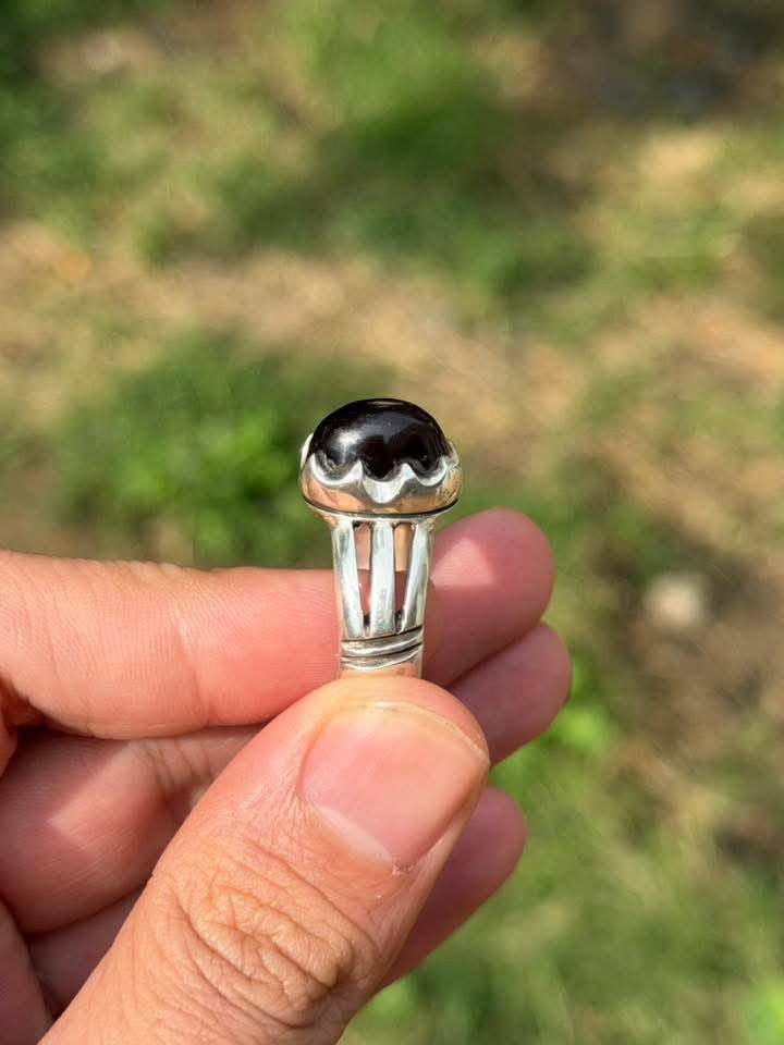 خاتم عقيق يماني شفة العبد
جراخه قديمه 
صياغة يدوي جديد 
قياس الخاتم من ٢٠ إلى ٢١


**إذا كنت صاحب هذا الإعلان وتريد حذفه لأي سبب، رجاءا أرسل رسالة إلى الدعم الفني**