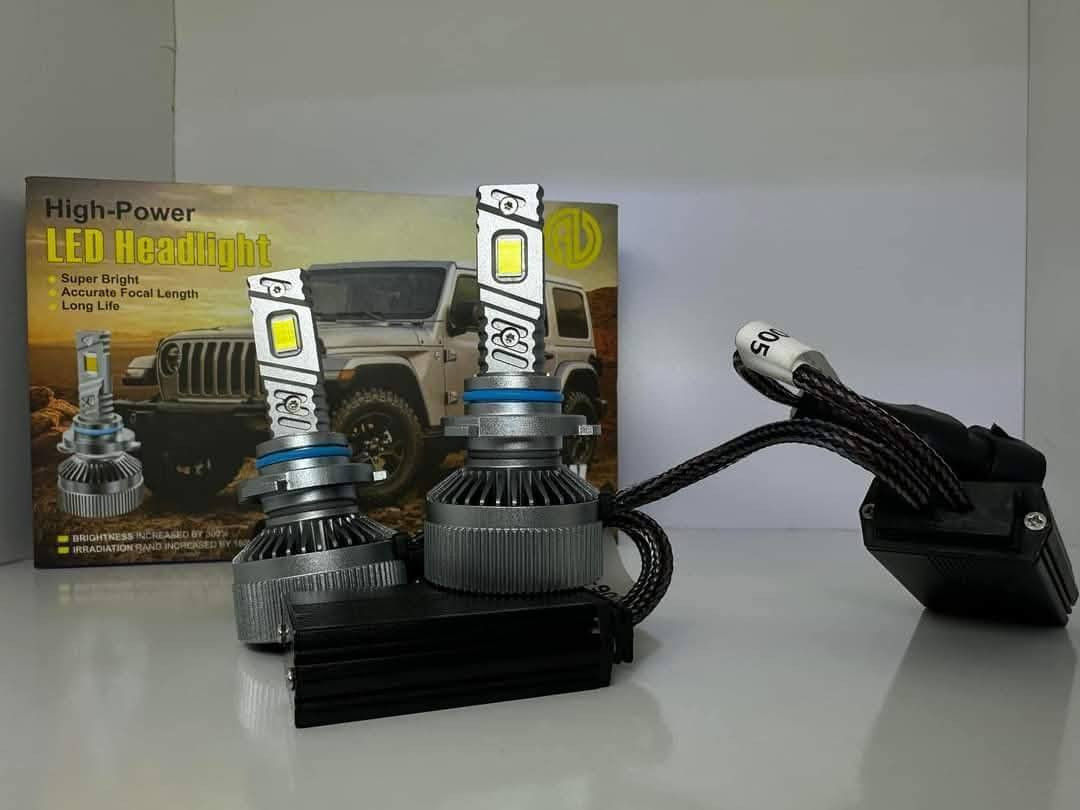 🚨🚨🚨🚨 
وصول وجبات جديدة متنوعة زنونات ثلجية واخرى شمسية M8 
اوسرام علبه شفافه - همر -V68 بنظام_12/24V
توبس 5000W زنون 4 لد زنون 2 لد
عنوان نجف ناحيه الحريه🌍⛰️
قرب مفرك ابو حلان كرار  الشمري  الكماليات السيارات
*********** 📞
