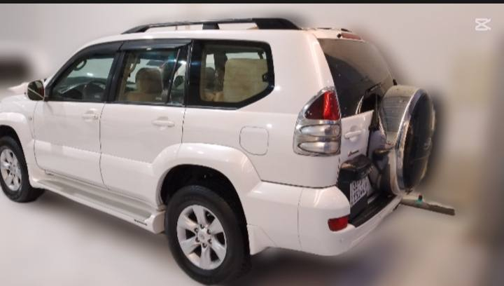 TOYOTA PRADO 2009 GX
سەیارەکە زۆر خاوێنە کوشین جلدە چوار تایەی نوێی لەسەرە شاشە گەورەیە فیتێمە خەلیجیە سفری شەریکەی جیهانە دوو بست سبوغی سەقفی فڕێی دایە دەرگای دواوە تەنیشت ڕەقەمەکەی سبوغە بێ ژۆرێ سەیارەکە بێ مەسروفە ماڵی دۆستە نرخیشی 158 وەرەقە و مەجال ژ.م: *********** أربيل, العراق
