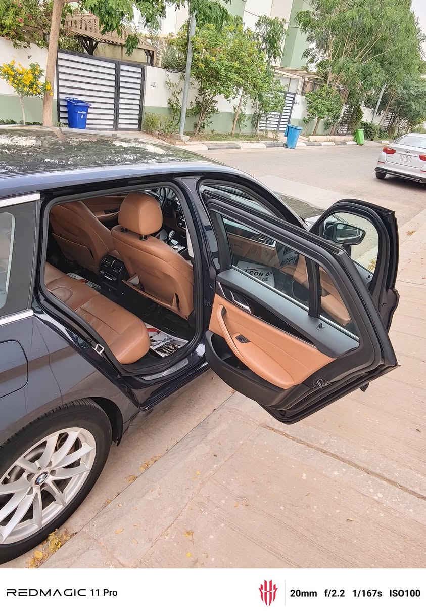 للبيع  مستعجل   134$.
وبيها مجال قليل  

 بي ام  الفئه ال5 

  حجم 520i

موديل 18

 تكسي دبي. ممشى 550 

 المكينه مبدله وكاله  بل 21

 بيها قطعتين  كلير  باب السايق   فقط 

 السياره جاهزه من كلشي

 نقص بكلايت فقط 

مكينه 2000. توين بور تيربو 

موصفات هواي ومعروفه 

تحكم

جنطه كهرباء 

كشنات  كهرباء 

سايد بريك بصمه 

وهواي موصفات 

مكانها كربلاء مجمع الغدير


**إذا كنت صاحب هذا الإعلان وتريد حذفه لأي سبب، رجاءا أرسل رسالة إلى الدعم الفني**