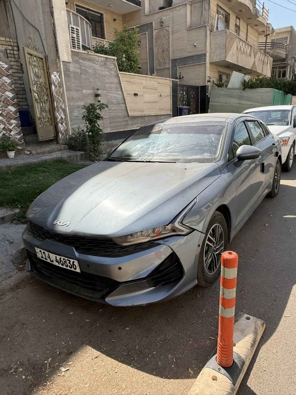 سلام عليكم 

للبيع K5 موديل 2023 وارد امريكي 

عليه غرمات ٦ ملاين كلهن رادار حزام وتخطي سرعه و موبايل 

رقم بغداد ومكاني بغداد القصر الابيض شارع الوزارات 

السعر ٨٥ ورقه / ***********
