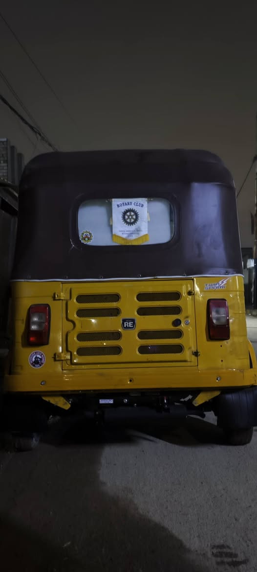 سلام عليكم تكتك مديل 2018داخله بل 19بشهر1
كشر مكفول فقط بارد بل لغد  مكينه جديده 
مكان بلديات 
***********
سعر5200
