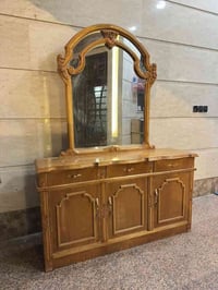 ميز تواليت تزگام درجه اولى  نظافه 99‎%‎ للاستفسار: 07717517918