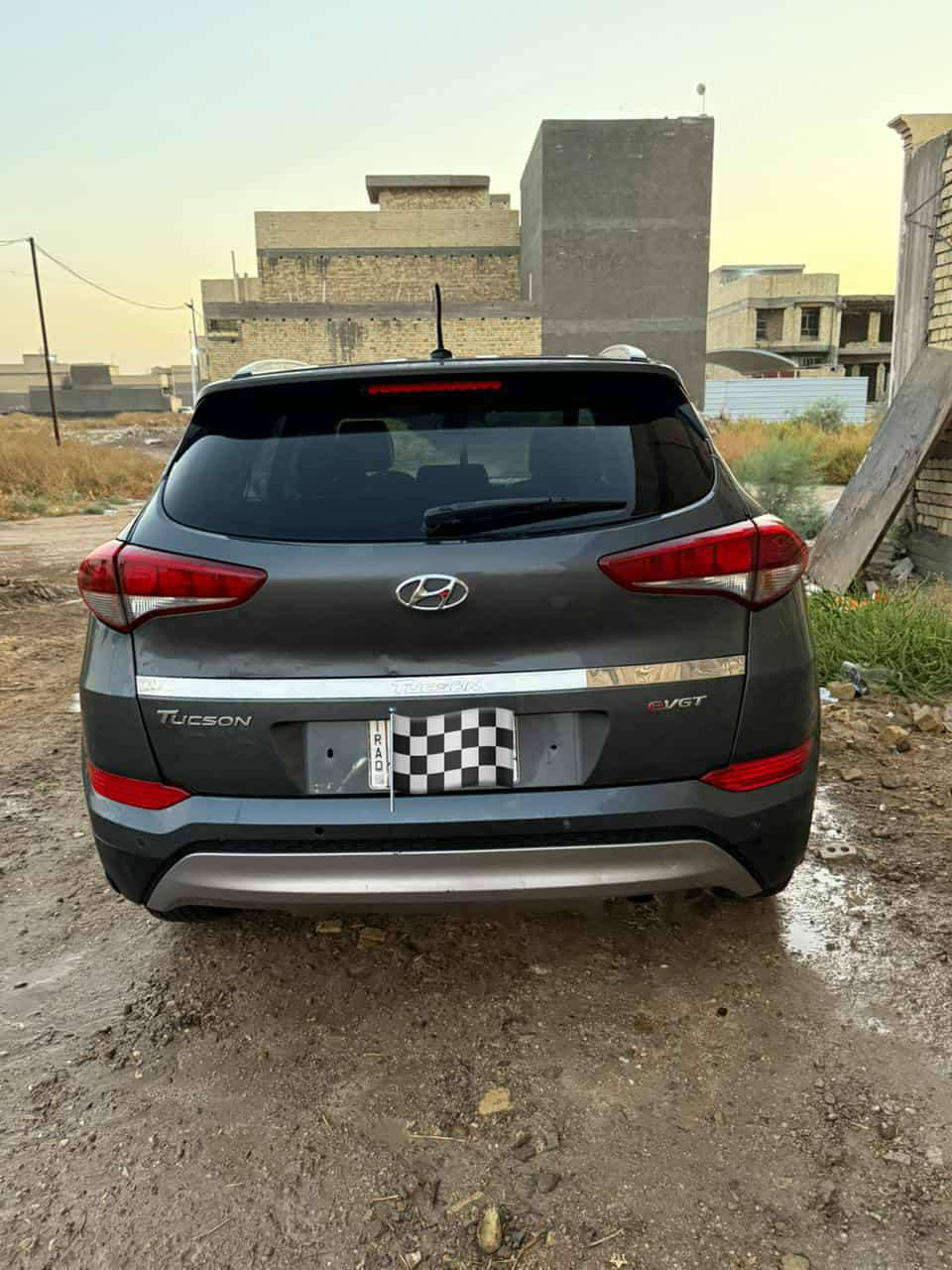 توسان مديل 17 واد امريكي بيه جاملغ خلفي بسيط كليش باقي تفاصيل ‏‪***********‬‏
