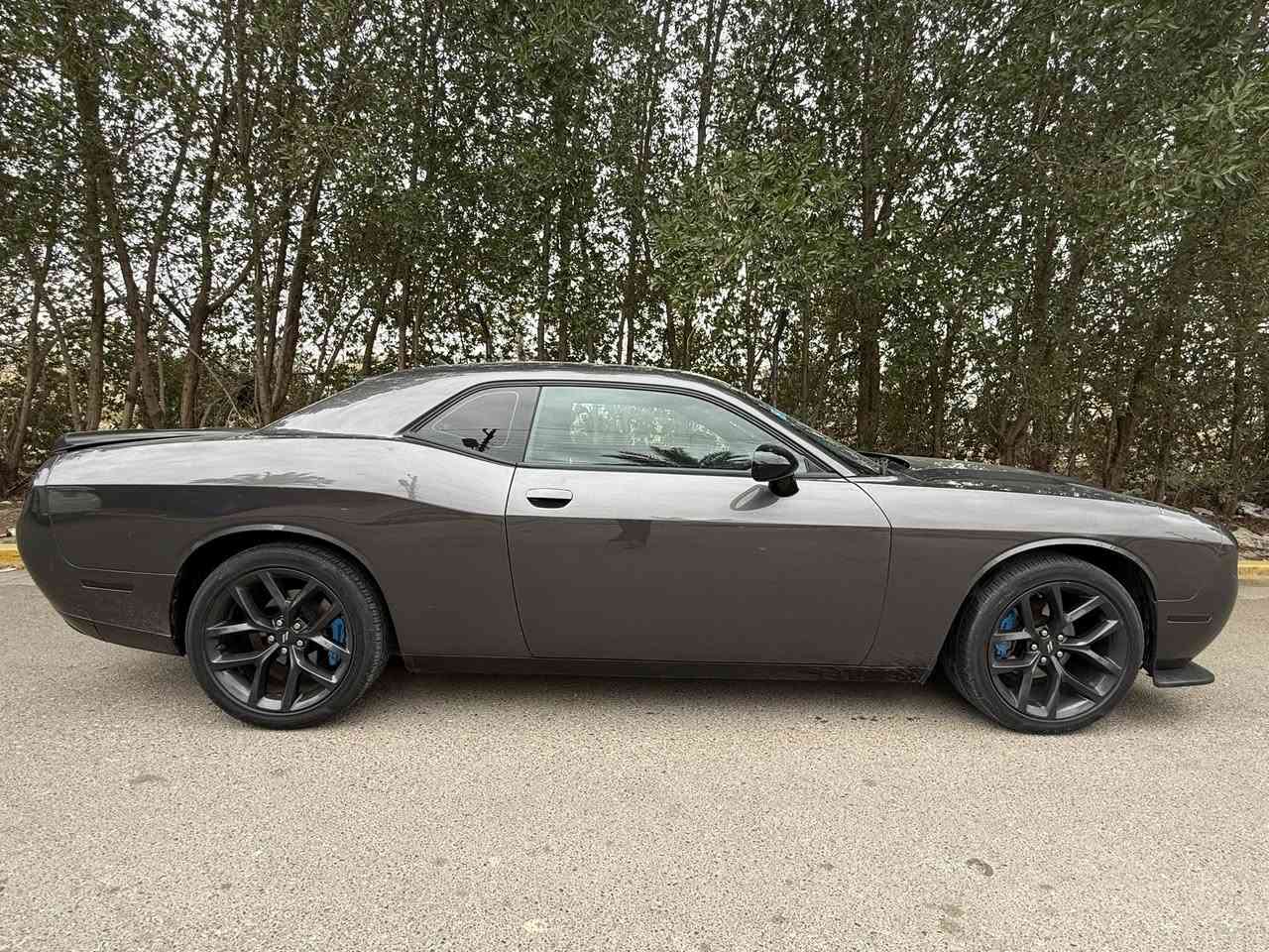 السلام عليكم
💢دودج جالنجر 2022 black top sxt 💢
شاشة كبيرة وباقي المواصفات الاعتيادي 
بولش جديد
ويل 20 بلاك اصل
ماشية 55 مايل
سستم صوت الباين
زرع لد انارة داخلي تحكم
عدسه عين الشيطان + زنون 
الحادث : جاملغ وبنيد وبيها جاملغ خلفي كلير من امريكا بدون لغد او شواصي كلها سليمه  
☎️للتواصل : ***********
💢 السعر 185 ورقه 💢
