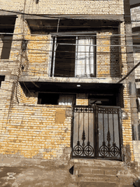 السلام عليكم دار للبيع 50 متر بيت جديد طابقين بصف الركن زراعي الاربع شوارع شارع مدرسة البستان او شارع محمد البياتي لاستفسار الأتصال على الرقم ***********
