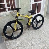 عندي هذا البسكل للبيع المكان بغداد الشعب 07702786719