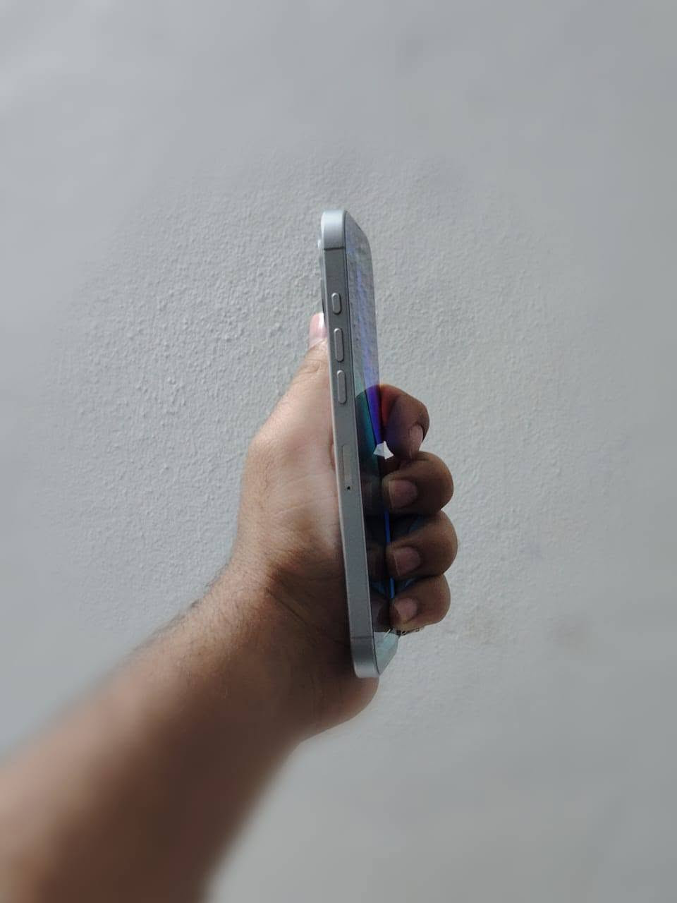 مقلد السعر 100 وبيه مجال   للستفسار عل رقم *********** لامكان طريق مطار
