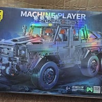 مرسيدس G63 6x6 • مكعبات بناء • مقياس ١:٨