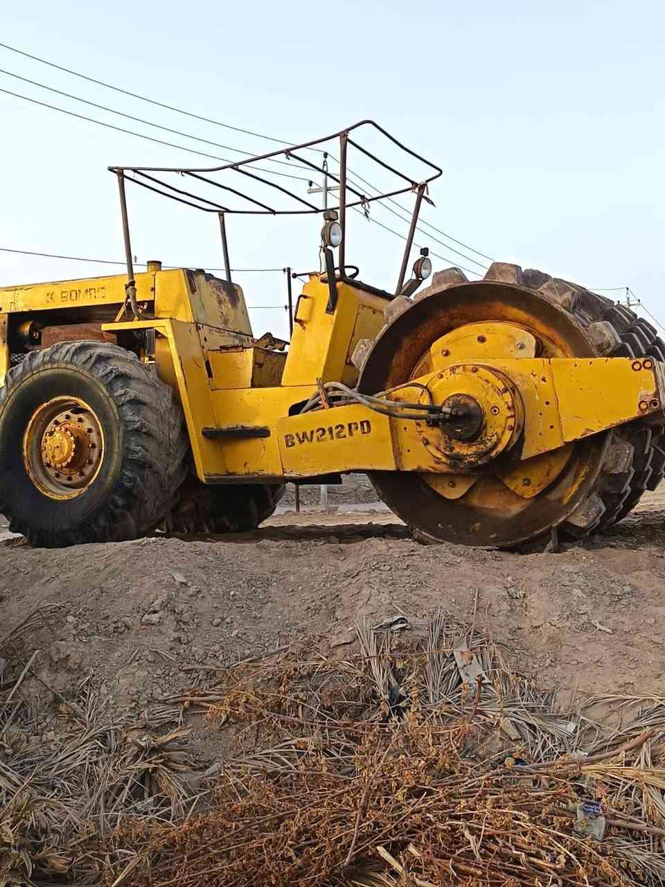 سلام عليكم حادله بوماك للبيع  موديل 82
*********** المكان ذي قار
