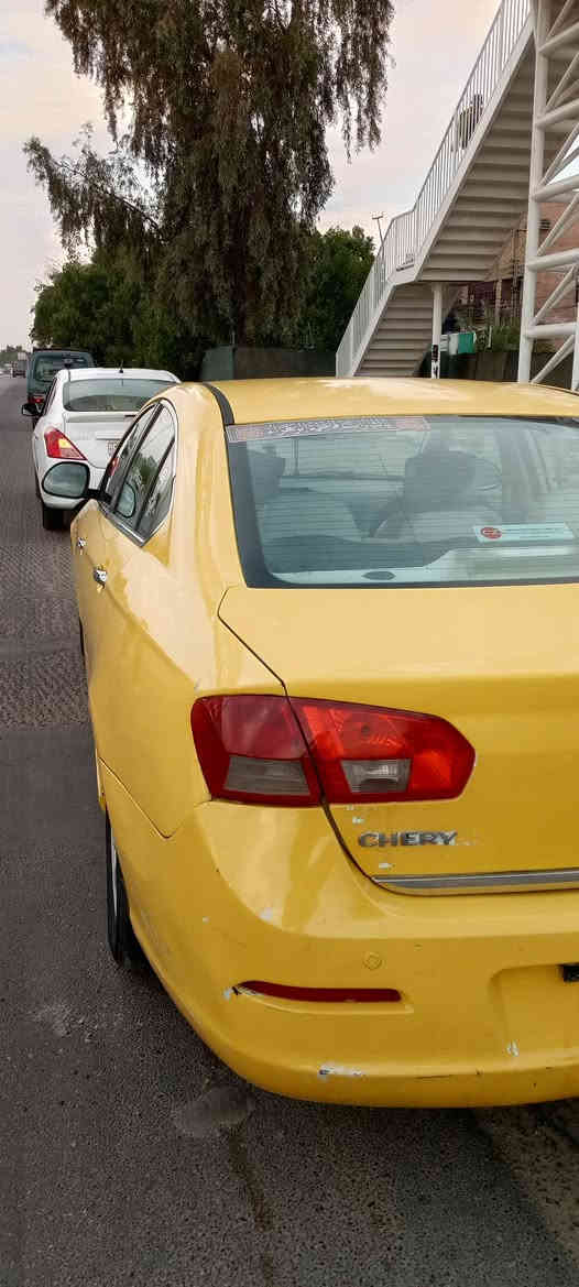 سيارة شيري 2014بأاسمي السيارة 
كاملة  السيارة
  المواصفات 
كرسي السائق كهربائي 
الجام كهربائي 4 ابواب 
بنوراما .. السيارة بلادي على وضع الشركة 
.. السعر 70 وبيها مجال بسيط *********** 
مستعجل على البيع
