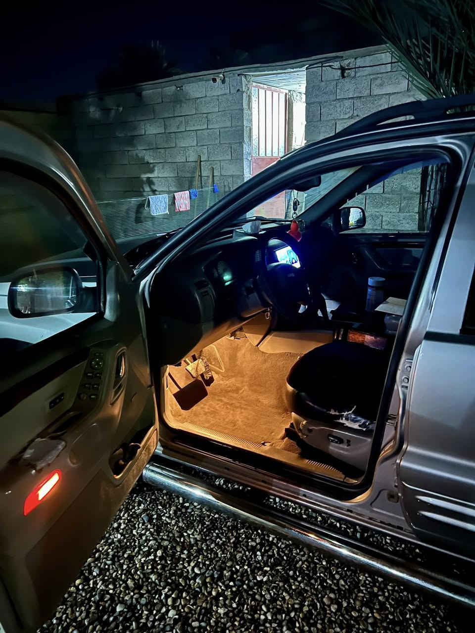 🚔🚔🚔🚔🚔🚔🚔🚔🚔🚔🚔🚔🚔🚔🚔جيب شيروكي موديل01 20. V8 وارد امريكي السعر(73)$ قابل لتفاوض  للاستفسار الاتصال على الرقم ***********  بدون حادث بدون دواخل صبغ حزام جماليه مواصفات شاشه كامره  حداديه  ويل  كب  جديد تايرات نظيفة دواخل نظيفة منظومة غاز ايطاليه جديدة بعده داخل الضمان للسنه الجديده ظفيرة عقل جديد مكينه وكير مكفولات  رقم سليمانيه دولي سنويه لل28 مكاني ديالى جلولاء  ………….. 🚔🚔🚔🚔🚔🚔🚔🚔
