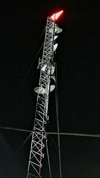 برج انترنت مستخدم للبيع  حديد جي 35 عدد 5 قطع + نص بكره سلك حديد  هوك ...