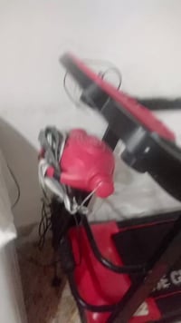 متاح جهاز جري نظيف شغال كله حزام بطن Mp3مع الزيت الأصلي مالته الأمريكي...