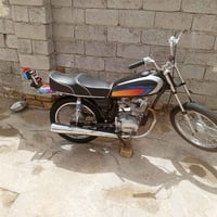 شباب دراجه البيع كلك مكينه الطشه 275وبيه مجال مو شرايي الا يتصل 0784 7...