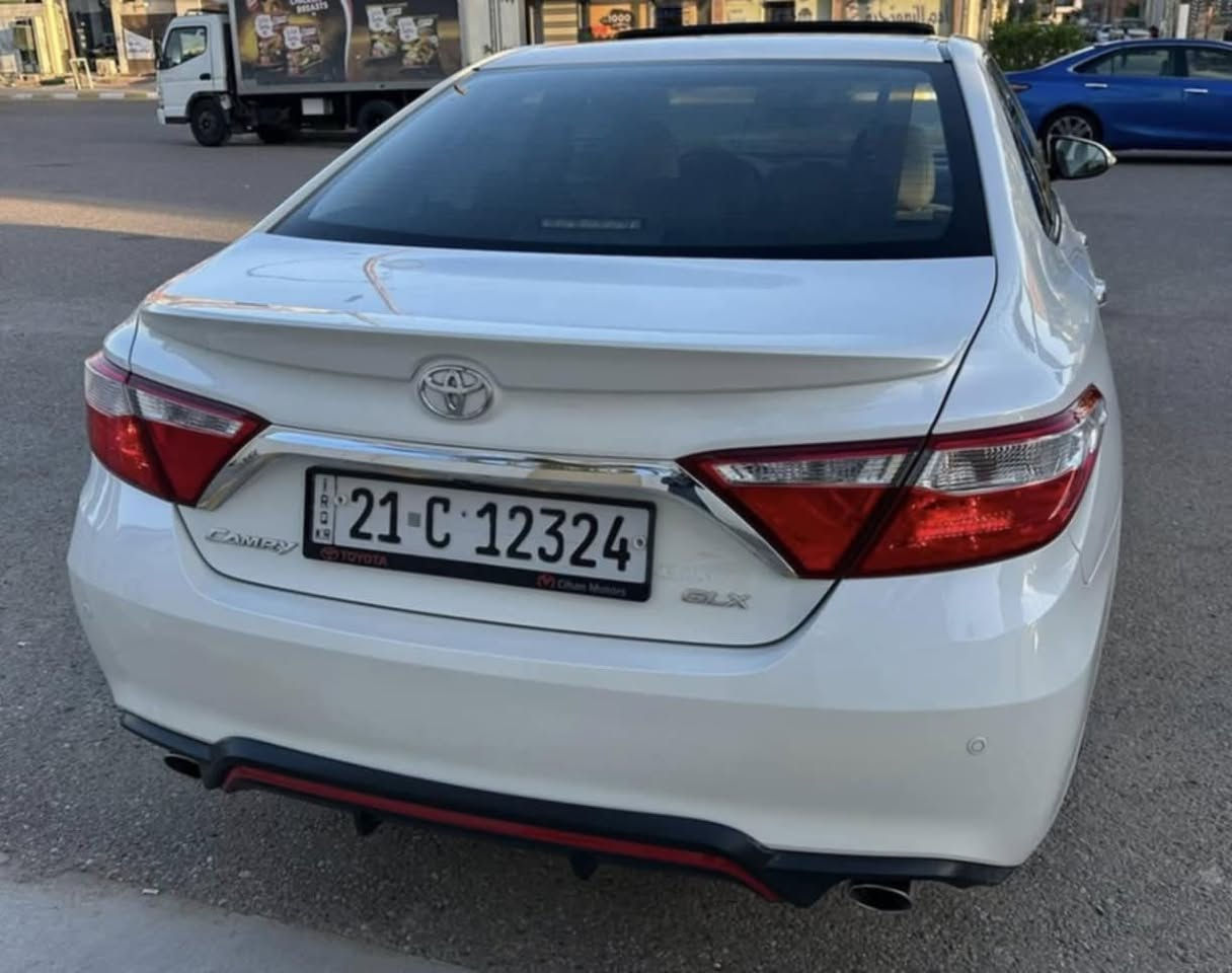 السلام عليكم 
للبيع مكلف بالنشر 
كامري 2017 GLX ام التريشة الحمرة
خليجي مكفوله كفالة عامه عدى شخط بسيط موضح بالسونار
رقم شمالي تحويل ثاني يوم
ماشيه 132 الف كيلو
السياره فول مواصفات 
حساس امامي
حساس خلفي
كامره
بصمه
فتحة سقف
بردة
كشنات جلد ومدوشمها فوكاه جلد ابيض
انارة داخلية بلادي لون ازرق+ وردي
انارة ترحيب
شاشة اعطال بالكيلو متر دشبول ذكي
مكان السيارة ديالى 
للاستفسار اكثر ***********
