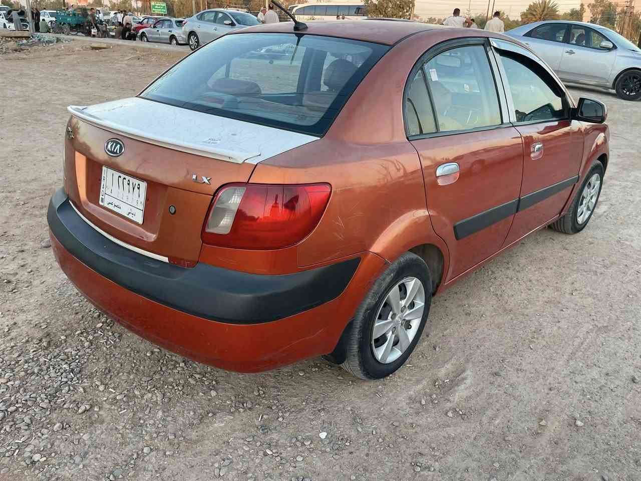 كيا ريو  موديل 2008    محرك كير صدر دبلات جدد تبريد ثلج سنويه جديده تخم تاير جيد غرفتها جديده كهربائيات كلها جديده ظرر خشم الچامرلق  سعر 68وبيها مجال مكانها ديالى قرب تقاطع القدس للتواصل *********** مكلف بلنشر
