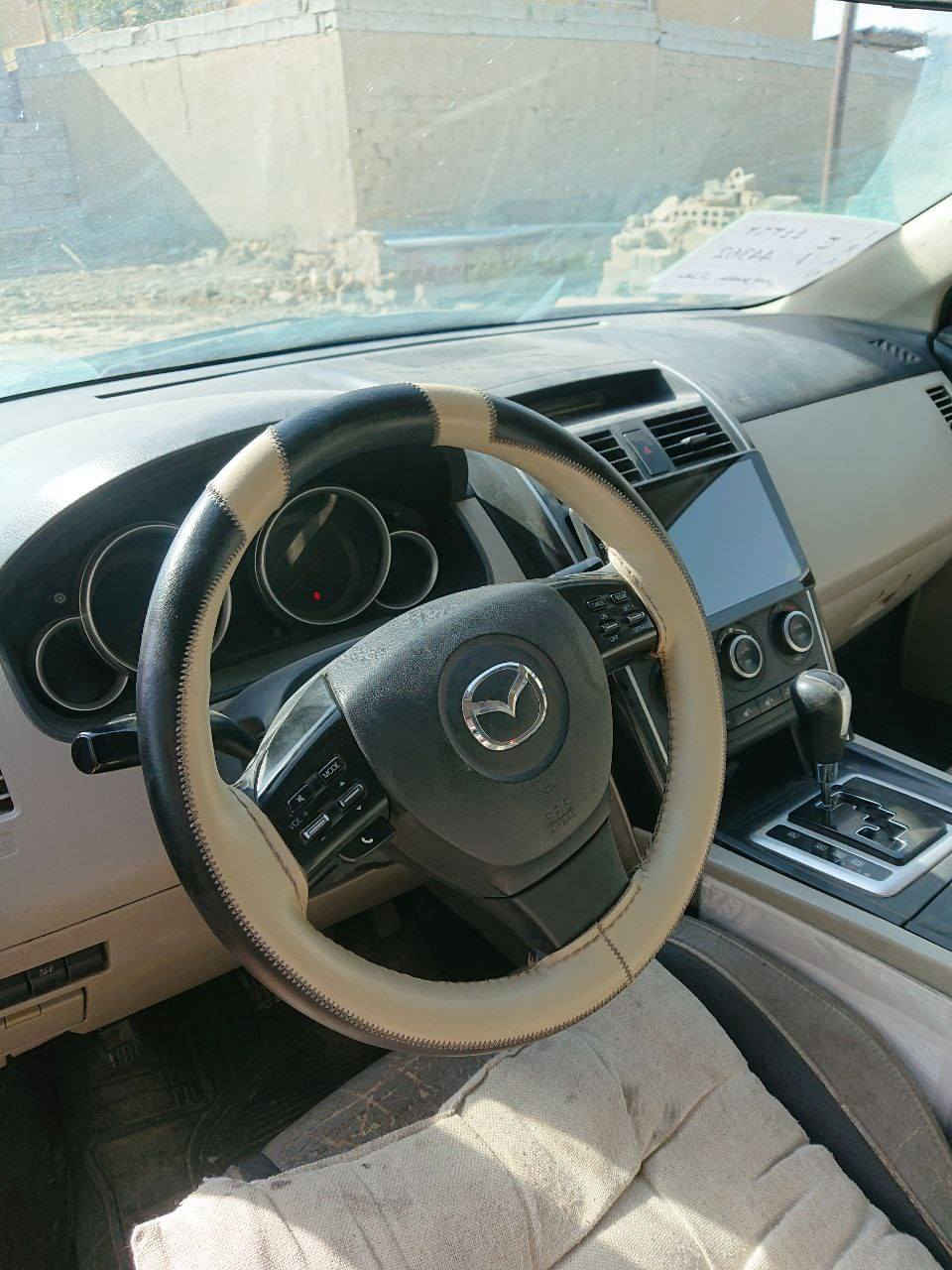 مازدا cx9 موديل 2008 رقم بغداد دولي باسمي محرك 3700 كشنات كهرباء تبريد تدفئة قطعتين سبعه راكب مكانها الديوانيه بيع او مراوس سعرها 90 وبيها مجال ***********
