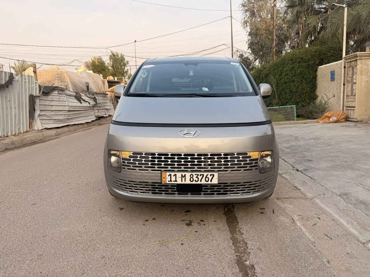 السلام عليكم بيع او مراوس بموديل 10 او 11 هيونداي ستاركس او ستاريا ڤان موديل 2022 وراد كوري استيراد شخصي كفالة عامة ما عدى صبغ جنطة من كوريا بدون حادث حتى كفالة من البارد سيارة جديد على وضع الشركة ماشية 28 الف كيلو حقيقي السيارة فول الفول تجي بصمة ابواب وبصمة تشغيل ورادار امامي وجانبي وخلفي وسايد بريك دكمة وتوقف ذاتي امامي وخلفي مري شفط كشن حار شاشة تاب لمس تشغيل عن بعد نظام ترحيب كير اوتو 8 نمر محرك ادبلو مسكر تجي 2500 تيربو محرك جبار واقتصادي محرك كاز السيارة بلادي برغي ممفتوح بيها السيارة مال بيت استعمال شخصي مكاني بغداد السعر 232$. قفل من الاخير للاستفسار الاتصال على الرقم. 
***********
