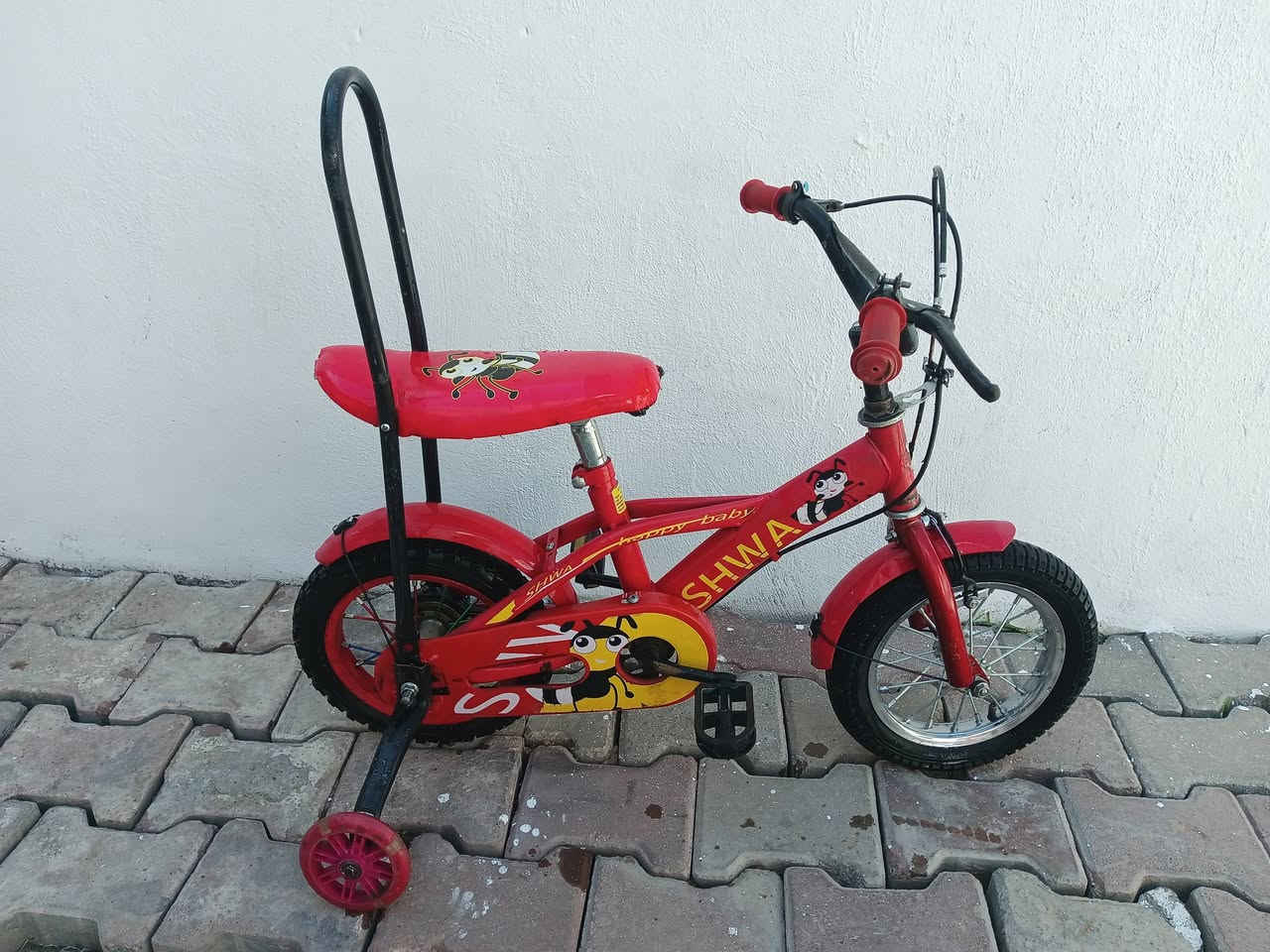 سلام عليكم باسكيل ياباني كلش نضيف مستخدم قليل احله من الصوره
تايرات كلش جديد بريكات كامل سعره 28 الف مكاني كركوك حزيران ***********
