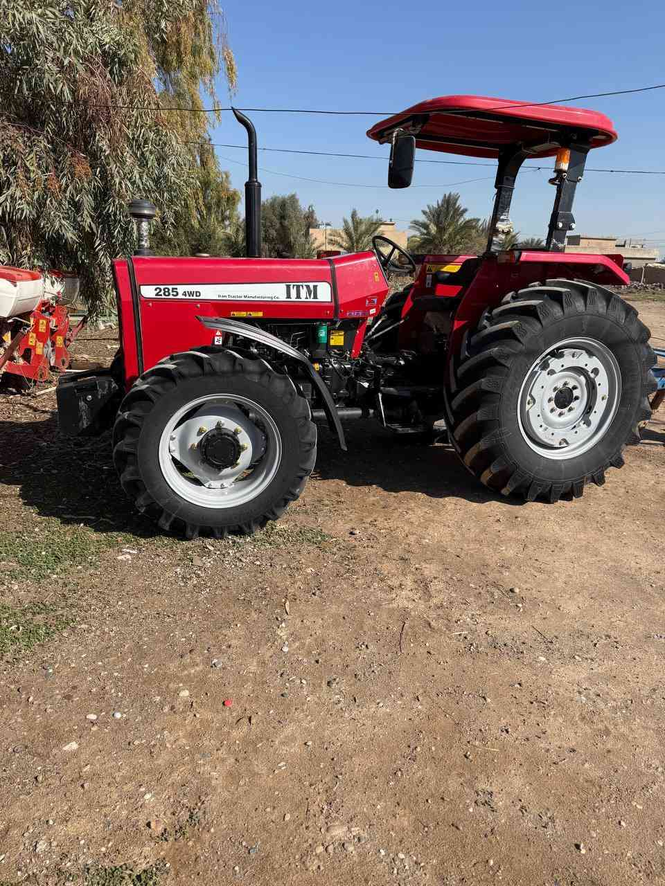 سلام عليكم يوجد ايراني للبيع 2025  مشتغل  قليل ع وضع الشركه السعر 135 وبي مجال بصيط ***********
