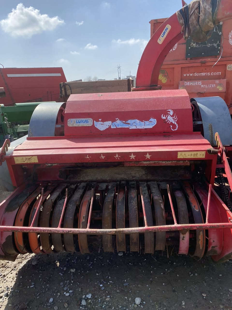 للبيع دكاكه عقرب 11شلف موديل2019
نضيف جاهزة عل  شغل
السعر فقط20ورقه بيه مجال 
الرقم ***********بي وتساب
***********
