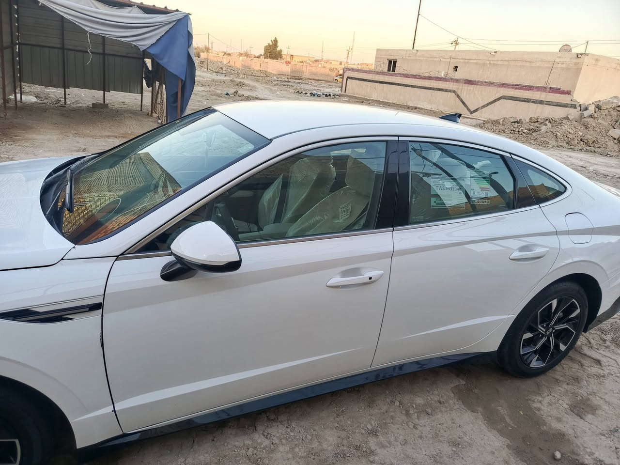 لون ( ابيض) 
سوناتا موديل 2024   الشكل الجديد
فول
مكينة 2.500
‏HYUNDAI SONATA 2024  
🔴دواخل ابيض تدفئه تبريد
   مبدل بيها بس جاملغ امامي امريكي 
🔴سياره تترقم اي محافظه
مكينة 2.500 طيااررره 🚀🚀
مواصفات راح اذكرهن 
بصمة دخول ذكي  
شاشة ع طول الدشبول 
تحكم ستيرن 
رادار امامي معا تحديد مسافة سيارة كدامك 
رادار خلفي 
رادار جانبي 
اوتو ستوب خلفي 
اوتو ستوب امامي 
شفتات ستيرن 
كشنات كهرباء وفول ايرباك 
كشنات تدفئه 
كير تعليك 
شحن لاسلكي 
حساس فتح جنطة الخلفية 
تشغيل عن بعد 
نظام خروج عن المسار 
نظام قيادة ذاتيه 
تبريد منفصل قطعتين امامي 
جامات اوتو 
نظام اوتو هولد مال ازدحامات 
هندبريك بصمة 
انظمة قياده سبورت ونورمات وكمفورت  وايكو 
كاربلي يدعم كافة الانظمة الهاتف 
كامرة خلفية دوارة
دشبول كاربون فايبر 
كشنات ودشبول وبيبان لون ابيض المرغوب
ويلكب حجم ١٨انج
تايرات بلادية عليها 
بجم زنون 
لد ع طول البجم 
لايتات اوتو 
نقط عمياء 
مراية داخليه تعتيم تلقائي 
شاشة تبريد تحكم كله لمس 
🔴السعر 175ورقة  
🔴رقم الهاتف :  ***********
واتساب او الاتصال عالرقم
