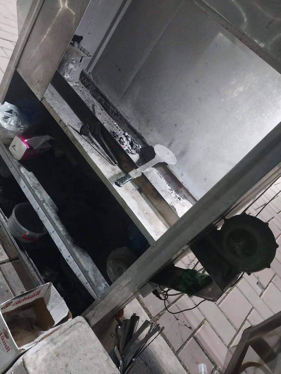 السلام عليكم متوفر شوايه كباب للبيع نظيفه كولش سعرها 150 وبيها مجال مكان بغداد الصالحيه


**إذا كنت صاحب هذا الإعلان وتريد حذفه لأي سبب، رجاءا أرسل رسالة إلى الدعم الفني**