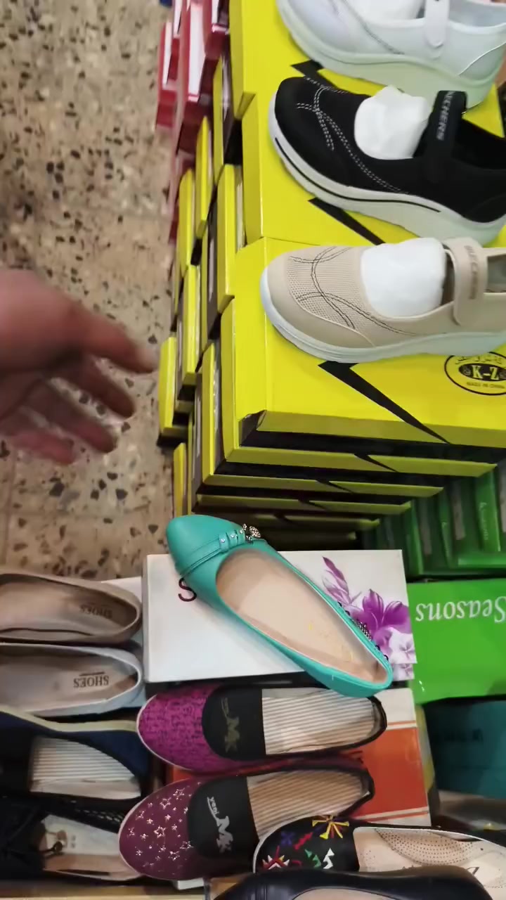 جديد الكنز..... العنوان هيت مجمع نونه مقابل البلديه الجديده مباشر... لدينا خدمة توصيل لكل العراق... وللاستفسار ***********
