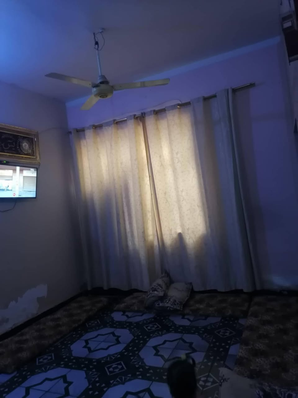 للبيع مستعجل بيت 250 متر طابو صرف طابقين 5 غرف نوم بناء طابوك شارع 10 تبليط خدمات مجاري جاهز من كلشي  الفلوجة 
حي الشهداء الثانية قرب جامع المرسلين  ثاني بيت عن الركن السعر 135 وبي مجال الاستفسار عالخاص


**إذا كنت صاحب هذا الإعلان وتريد حذفه لأي سبب، رجاءا أرسل رسالة إلى الدعم الفني**
