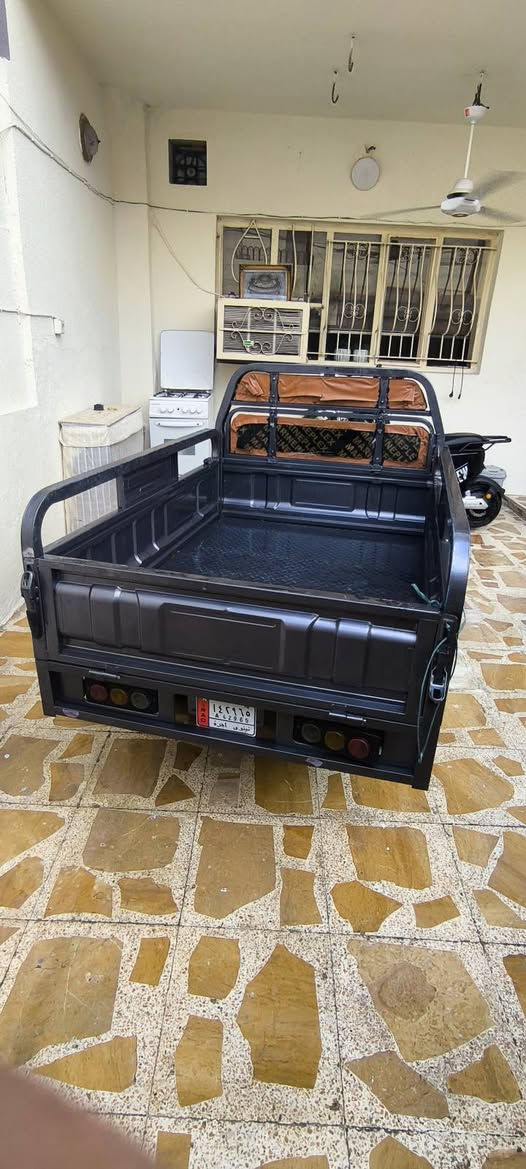 ستوتة شحن للبيع 6باتريات  كل باتري 58امبير الدبل
السعر مليون المكان موصل حي سومر 
للاتصال،***********
