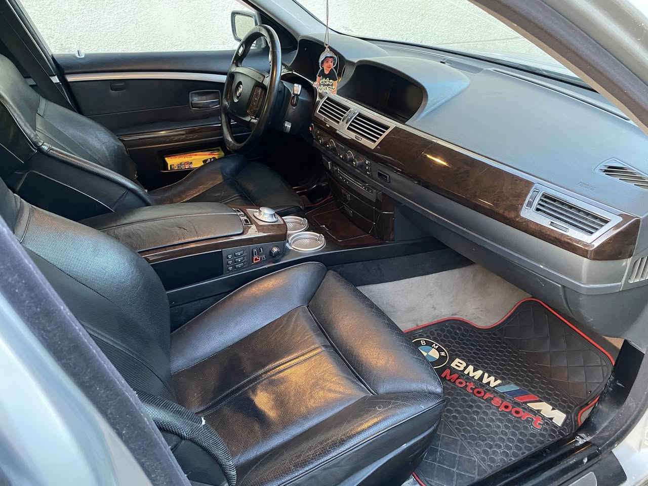 سلام عليكم
البيع BMWe65
مديل 2002/745
سياره بدون صبغ جاملع عكس يايق بي صبغ بلهلال 
سياره جهزه من كلشي بدون اي نقص مكينه كير 
حداده عربانه خلفيه مصارلي شهر من بدلتهن 
جنطه شفط كهرباء كشنات تتفه تبريد تدليك ماحتاج اذكر مواصفات الجناي عرفه رايده 125 فقل ***********مكان سياره بصره
