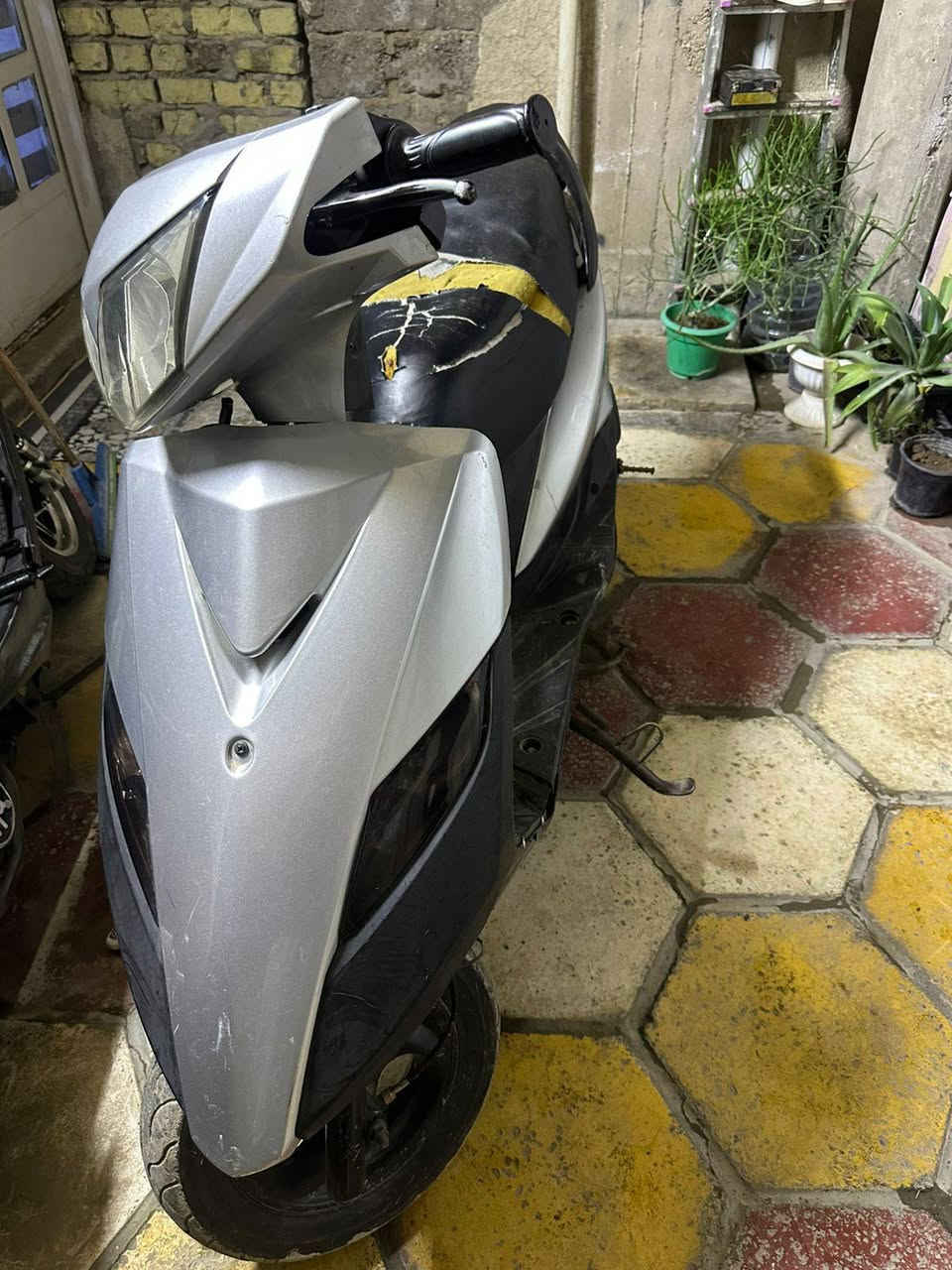 سلام عليكم ماكس GTR ثعلب
مكينة 58.5 شلعة معدل يرادلها ترتيبات بسيطه
سعر 550 - ***********
