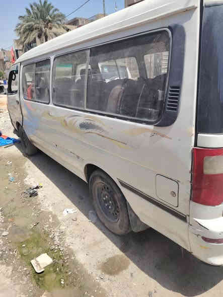 السلام عليكم
فتون 11 رقم احمر بأسمي السياره
تجفيت جديد
نگره سلف
سياره كامله وخير من الله
عبوه فيتبم جديده
اكسل نضيف
گير خير من الله 
بورستيرن كامل هوة والبواري جديد
سياره مال خبزه
يرادلهة ترتيب
عارضهة ب 28 َورقه وبيهة مجال للشراي
مكاني بغداد الشعله قطاع 15
***********
