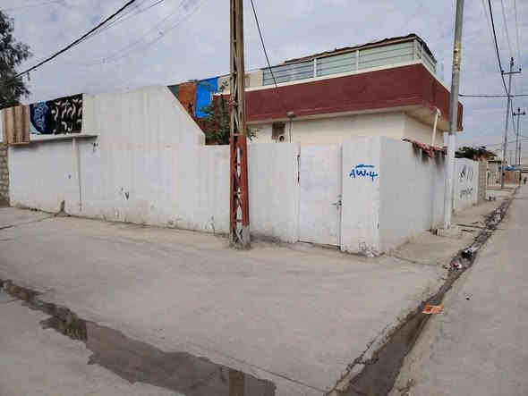 بيت اللبيع300متر (ركن)😍
 مكان الصالحي علياوه مقابيل مدرسة حمورابي الأهليه****

#سعره 38وبي مجال قليل

***********واتس
*********** كركوك
