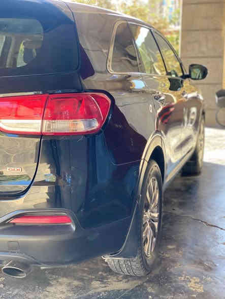 سلام عليكم سورنتو 2016 شكل20  وارد أمريكي رقم. بغداد تحويل او وكالة حادث سياره باب عكس سايق معدل بارد ورصعات بل قماره دفع رباعي رادارات تحكم بل ستيرن ثلاث انضمه قيادة ثلاث قطع تبريد شاشه اندرويد كير اسبورت واوتو ماتيك مكينه 2400 GDI 1  عدد الركاب 5 مانع انزلاق تخم تاير جديده سعر 16 وبيهاا مجال بسيط استفسار ***********
