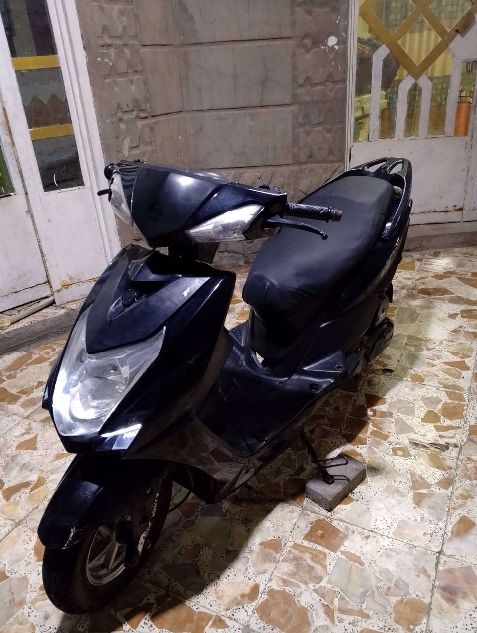 سلام عليكم سكنس محرك ماكس دراجه نضيفه لايت هورن نكره سلف هندر بس اشاير وكفن دراجه نضيفه السعر 400قفل الحيانيه شارع القائد ***********
