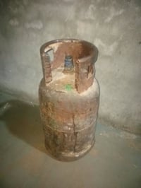 رخصة قنينة • للبيع • بيها مجال