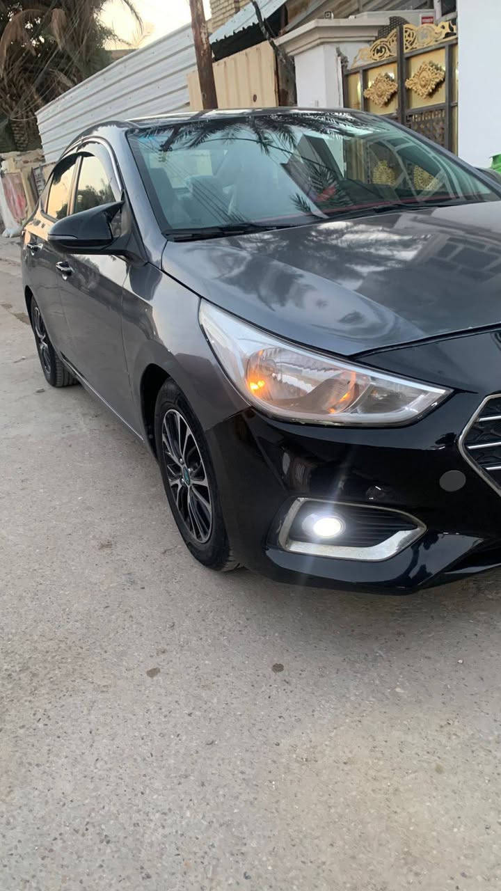 اكسنت موديل 2020 وارد امريكي المحرك 1600 دوش السيارة ماشية 61 الف فقط  السعر 115 او بيهة مجال قليل ***********
