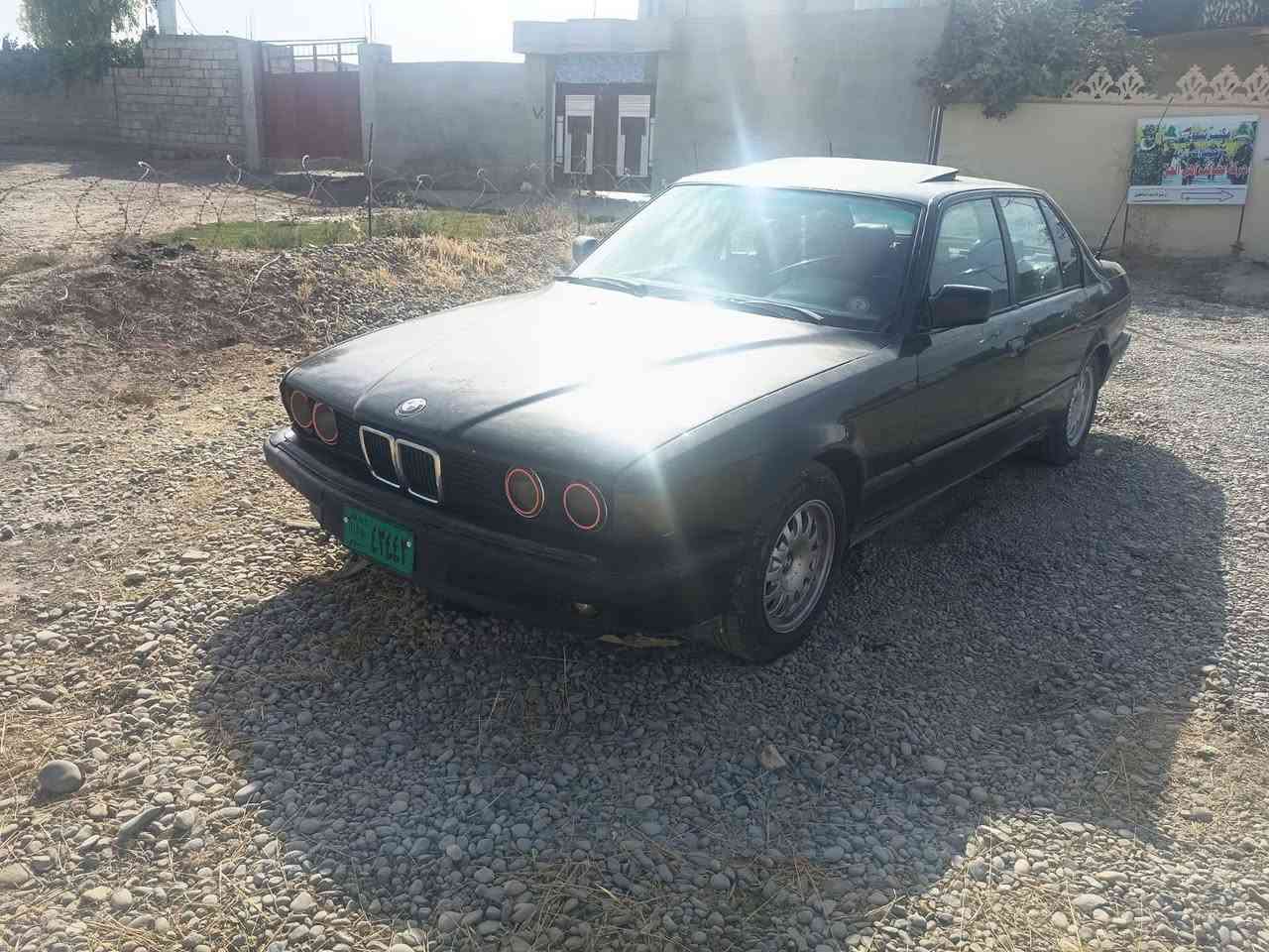 سياره للبيع / بي ام حجم 730
موديل 1989

محرك وگير شرط 

طخم خير من الله جديد معمر

سنوية خضرة تحويل مباشر من الشرعي 

سيارة جاهزة  السعر 28 ورقه وبيها مجال للطيبين بيك خير ودلل 

مكلف بالنشر 

التواصل واتساب على هذا الرقم صاحب سياره 

***********
