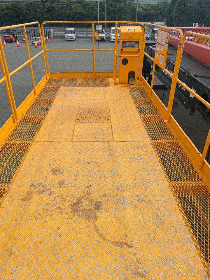 اللهم صل على محمد وال محمد. باسكت. 17 متر. كادانو. ام الشاشات. فول سيفتي. سياره كرتون. مرقم. ه تحويل فوري. يم. زعيم البصره. الموديل 2010. رقم الهاتف***********
