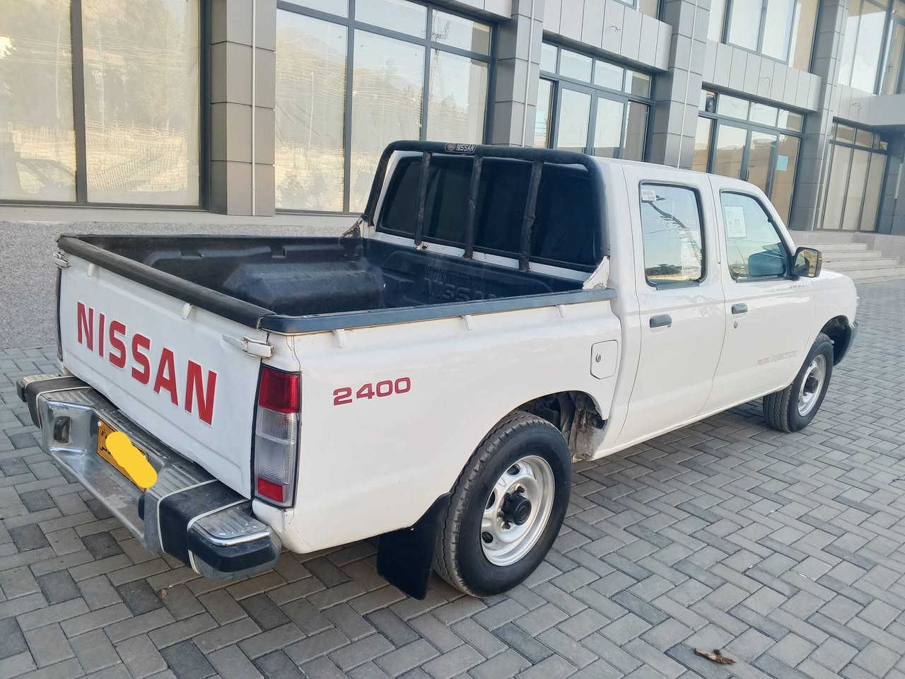 نیسان 2001 مووحەسەن...🙂
ئاڕمی پلاستیک سلێیمانی ...بەشەرتی غەرامە
4 تایەی لۆکی لەژێرە ...بێ مەسرەف زۆر جوان 
تەبرید و پاوەرە ....پاک و جوان و مەزبووتە ...
بەشەرتی گێڕ و مەکینە و ئەکسل....1 پارچە بۆیاخ 😇
*********** واتسئەپ ......ماڵی دۆستە 
*********** ڤایبەر........ ئەدمین 😍
