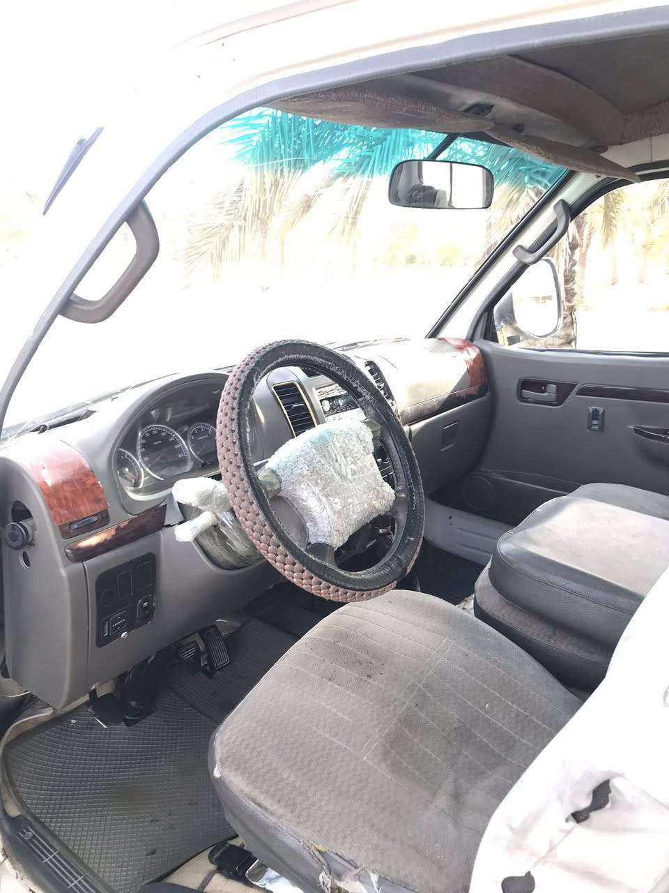 سلام عليكم فتون للبيع 2014بيه صبغ بالربع الطويله سعره 85وبيه مجال المكان بابل المحاويل ورقم بغداد رقم الهاتف ***********
