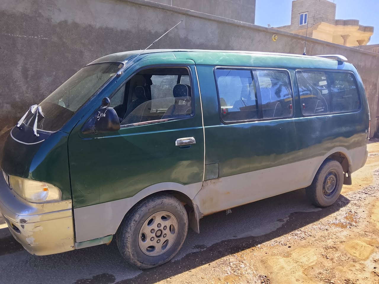 كيره بريجو ال بيع موديل 96
سعر 35 مكان القائم قرب تربيه 
***********
