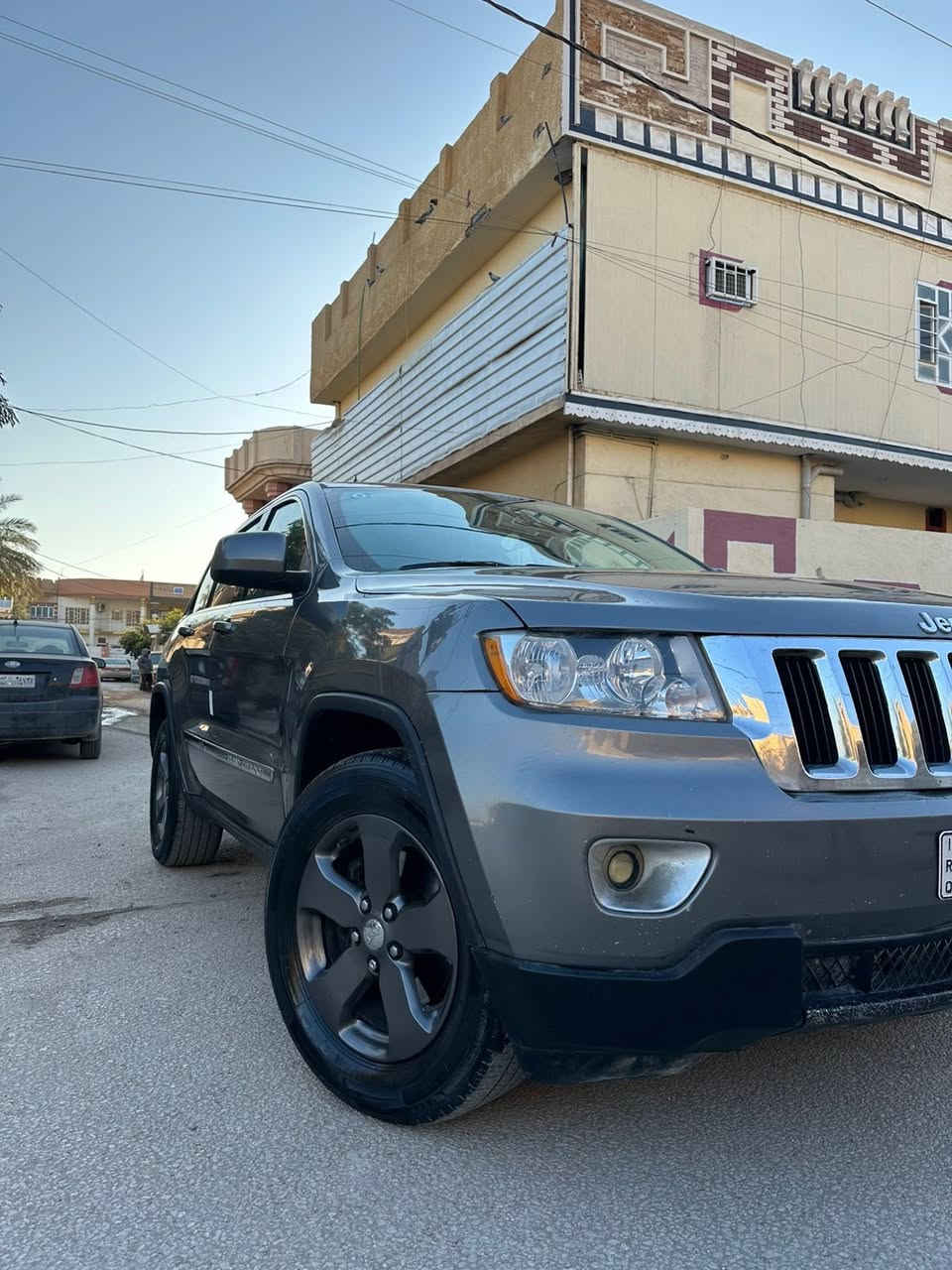 سلام عليكم
جيب شيروكي موديل 11
ماشيه 190 ميل 
كير ومحرك بلاد بشرط 
مصبوغه عام اثر جرد 
حادثه من امريكا جاملغ خلفي 
رقم شاصي موجود
مكانه بالحله 

سعره 125 وبيه مجال لشراي 
واتساب ***********
اتصال ***********
