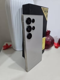 اس 24 الترا • ٥١٢ • تيتانيوم رصاصي