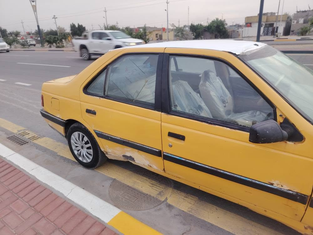 بيجو 405 موديل 10 سياره جاهزه مكينه كفاله لا تبخير ولا تنقيص كيرها حلو كهربائيات كلها شغاله حداديه حلوا  راعيها  ماواصله عدي مستمسكاته رقمه مغلق
رايده 15 بيها مجال بسيط العنوان البصره الزبير  *********** الزبير, البصرة
