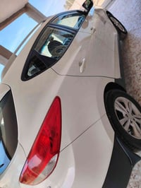 للبيع او مراوس توسان موديل 11 كفاله عامه بيها اربعه اصابع بالبني فقط س...