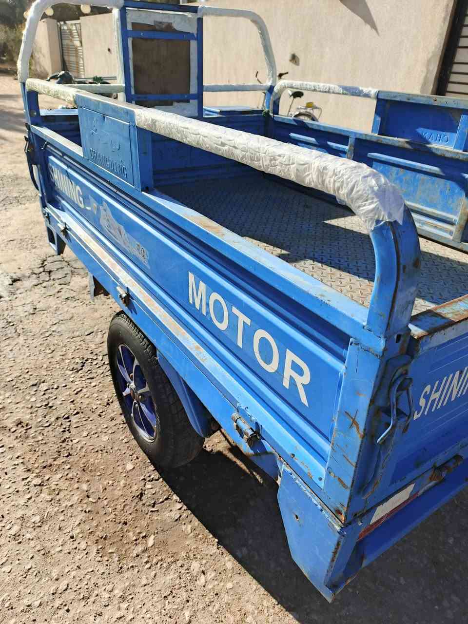 سلام عليكم ستوته للبيع موديل 20 أوراق ستوته نضيفه ماي جناي مكاني كربلاء البراهميه  السعر 1350 وبيها مجال بصيط الرقم ***********
